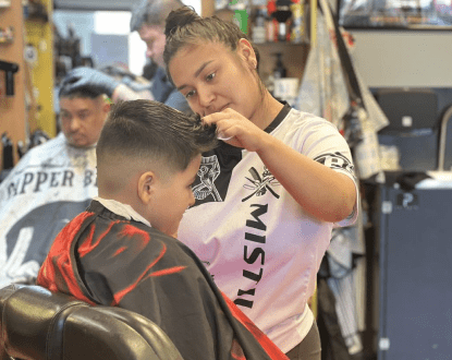<p style="font-family: 'Poppins', sans-serif; font-weight: 700; font-size:24px;">CHILDREN'S HAIRCUT</p>